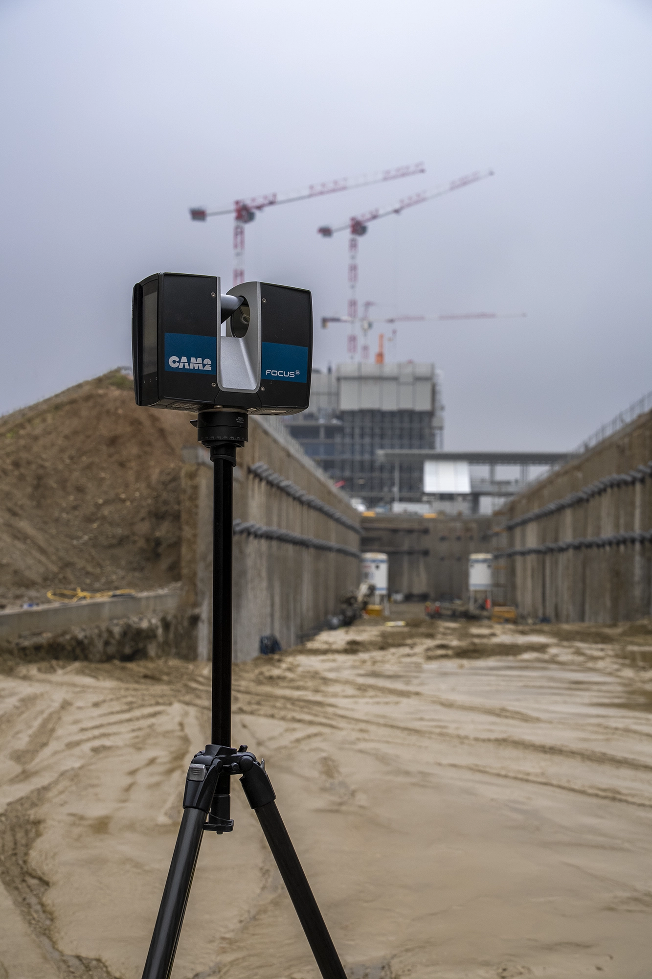 Laser scanner statico FARO in fase di rilievo